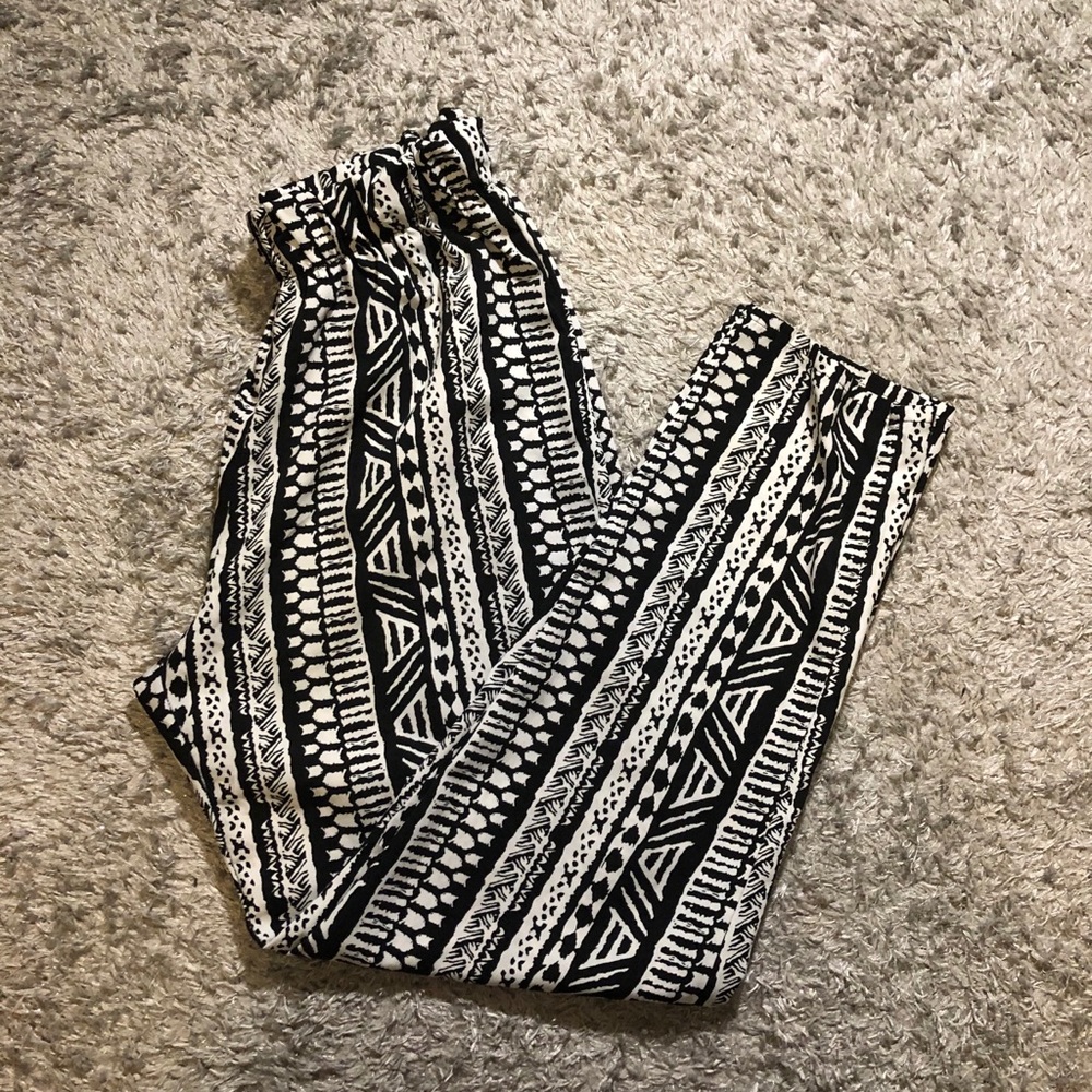 Black and white pegged trousers/pants - Picture 1 of 3